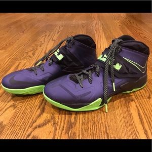 Men’s Lebron James Basketball Shoes